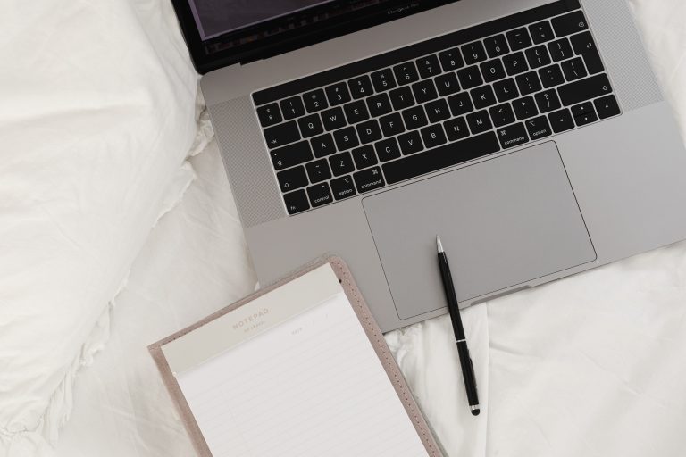How AI Can Quietly Lighten Your Mental Load as a Busy Mom