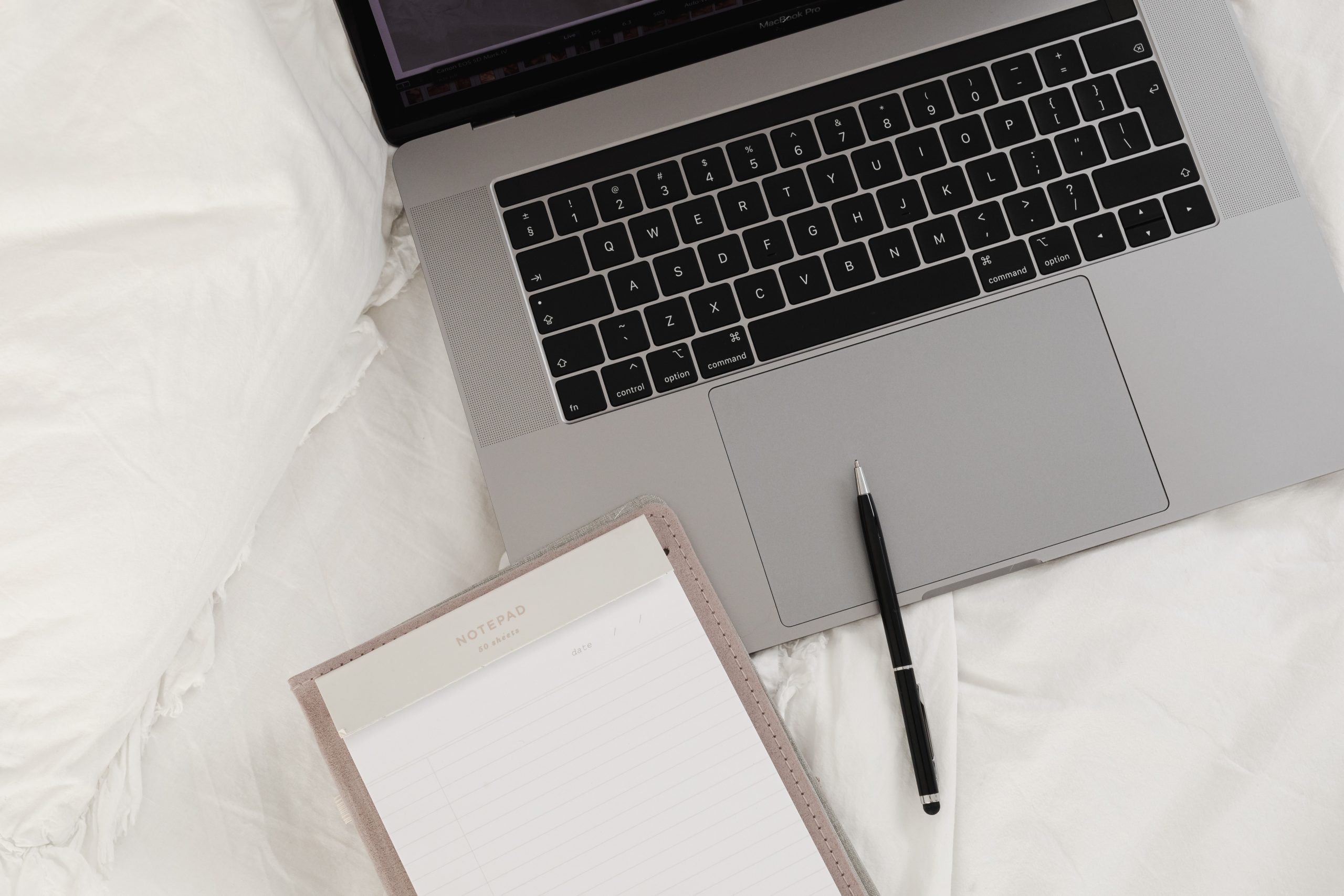 How AI Can Quietly Lighten Your Mental Load as a Busy Mom